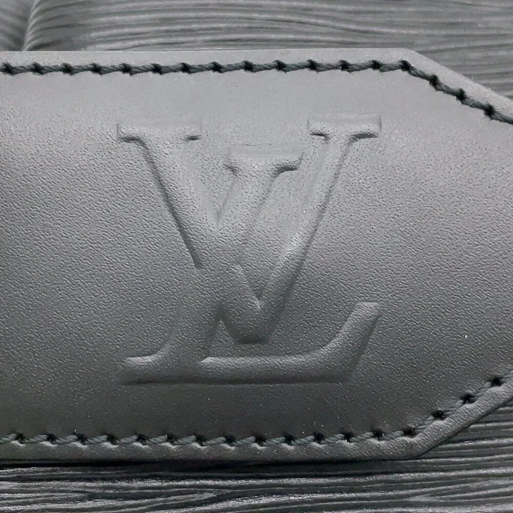 ❌SOLD❌ Authentic Louis Vuitton Epi Noir Sac D'epaule PM Shoulder Bag - Picture 10 of 15